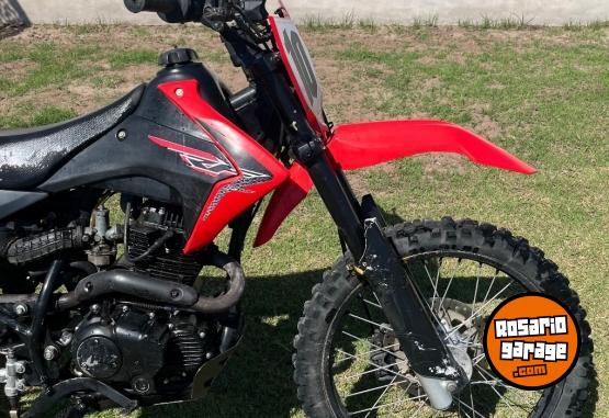 Motos - Motomel Skua 250cc 2012 Nafta 111Km - En Venta