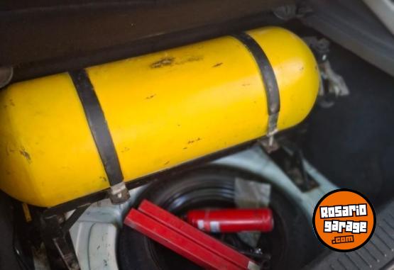 Autos - Ford Focus 2012 GNC 176000Km - En Venta