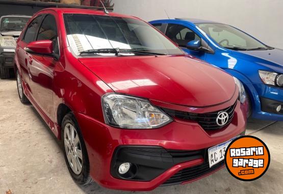 Autos - Toyota Etios 2018 Nafta 118000Km - En Venta