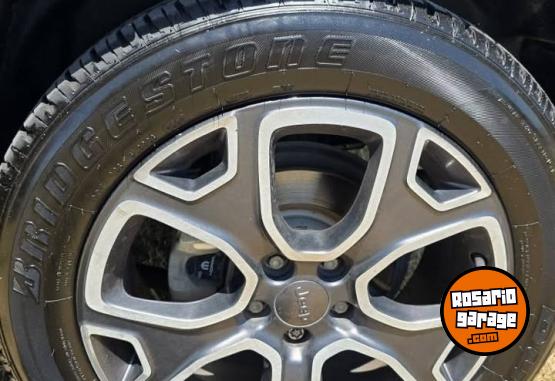 Camionetas - Jeep renegade longitude 2018 Nafta 88000Km - En Venta