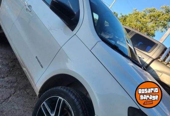 Autos - Volkswagen GOL TREND SPORT LINE 2016 Nafta 170000Km - En Venta