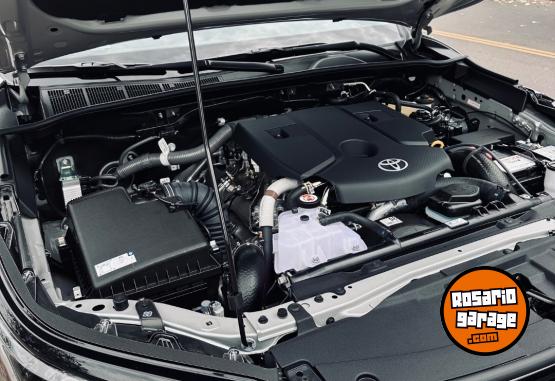 Camionetas - Toyota SW4 SRX 2025 Diesel 8000Km - En Venta