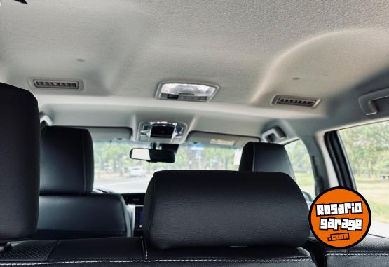 Camionetas - Toyota SW4 SRX 2025 Diesel 8000Km - En Venta