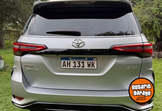 Camionetas - Toyota SW4 SRX 2025 Diesel 8000Km - En Venta