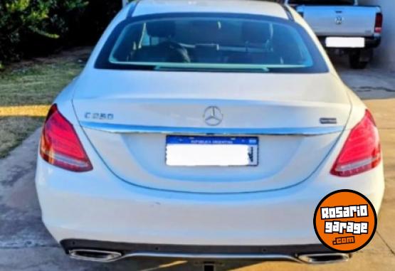 Autos - Mercedes Benz C250 2016 Nafta 84000Km - En Venta