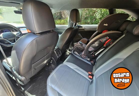 Autos - Volkswagen Nivus Highline 2022 Nafta 55000Km - En Venta