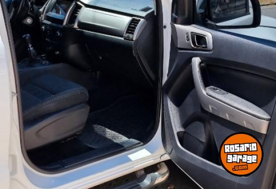 Camionetas - Ford Ranger XLT 3.2 2021 Diesel 105000Km - En Venta