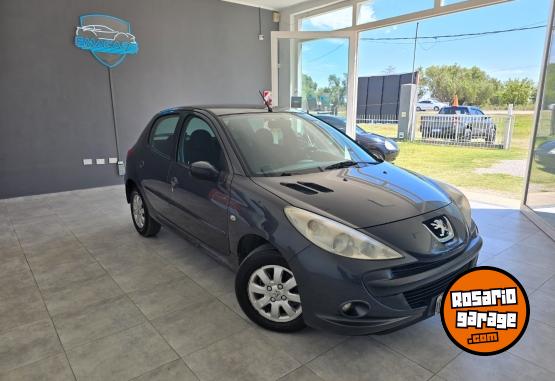 Autos - Peugeot 207 xs compact 2010 Diesel 177000Km - En Venta