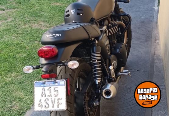 Motos - Triumph Srteet Twin 2022 Nafta 35000Km - En Venta