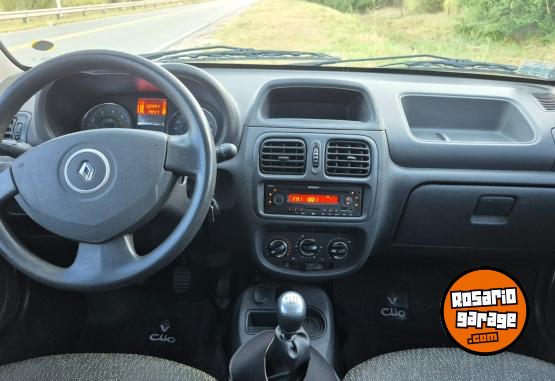 Autos - Renault Clio Mio 2013 Nafta 122000Km - En Venta