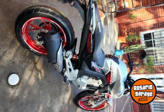 Motos - Honda Cb New Twister 2022 Nafta 10000Km - En Venta