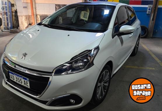 Autos - Peugeot 208 felline AT 2018 Nafta 85000Km - En Venta