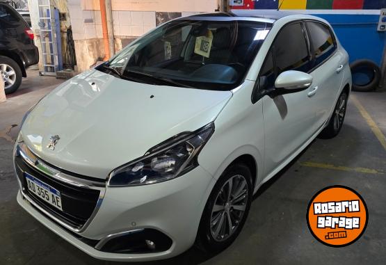 Autos - Peugeot 208 felline AT 2018 Nafta 85000Km - En Venta