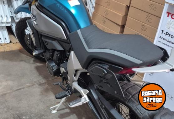 Motos - CF X adventure 700 2025 Nafta 4600Km - En Venta