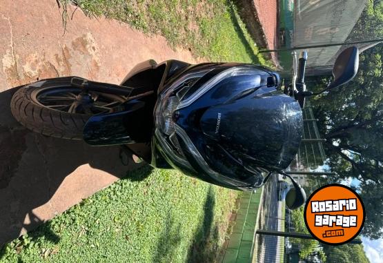 Motos - Honda PCX 2020 Nafta 20000Km - En Venta