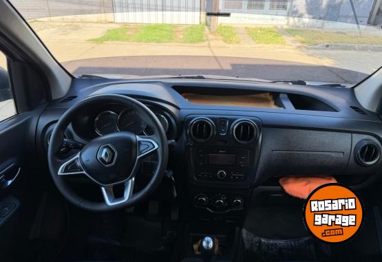 Utilitarios - Renault Kangoo 2020 GNC 211000Km - En Venta