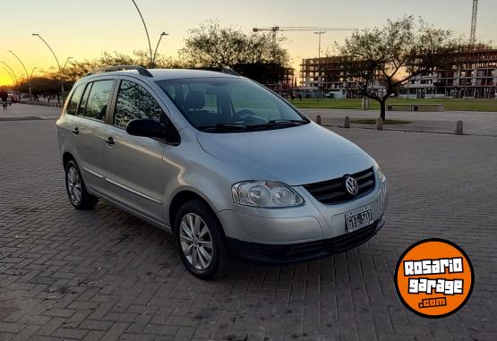 Autos - Volkswagen Suran 2009 Nafta 220000Km - En Venta