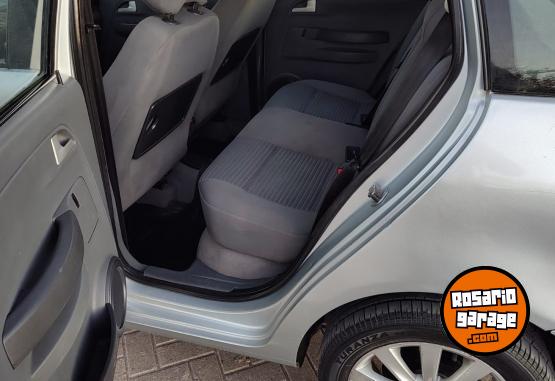 Autos - Volkswagen Suran 2009 Nafta 220000Km - En Venta