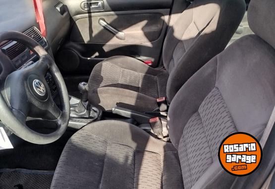 Autos - Volkswagen Golf 1.6 2005 Nafta 218000Km - En Venta
