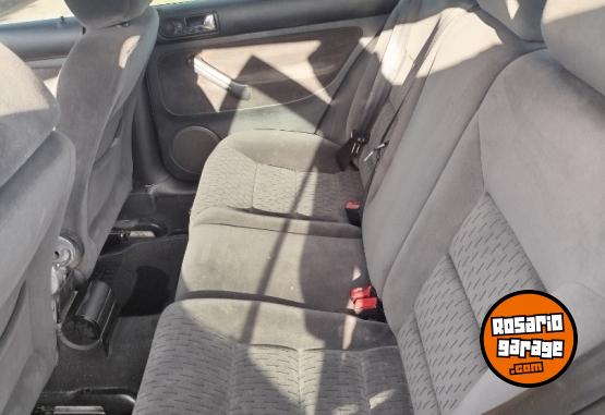 Autos - Volkswagen Golf 1.6 2005 Nafta 218000Km - En Venta