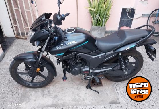Motos - Hero Hunk 150 2025 Nafta 1646Km - En Venta
