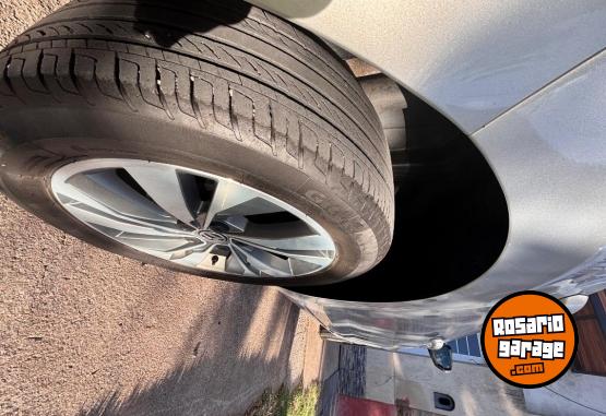 Autos - Volkswagen Polo 2019 Nafta 46500Km - En Venta