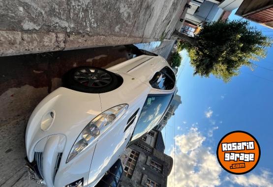 Autos - Peugeot 207 206 corsa focus gol 2013 Nafta 95000Km - En Venta