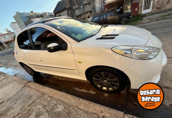 Autos - Peugeot 207 206 corsa focus gol 2013 Nafta 95000Km - En Venta