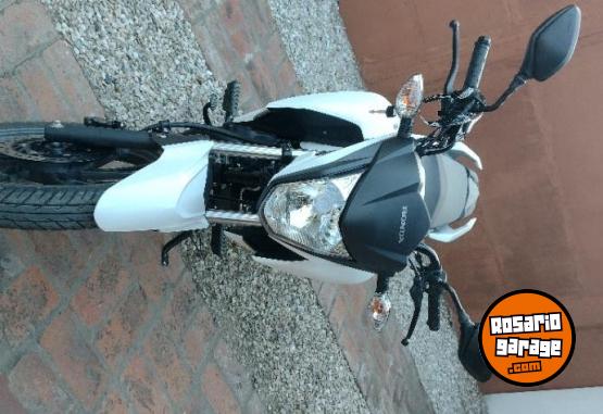 Motos - Honda CB Twister 2022 Nafta 4800Km - En Venta