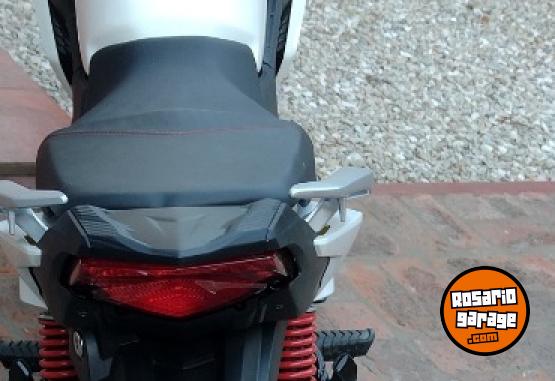 Motos - Honda CB Twister 2022 Nafta 4800Km - En Venta