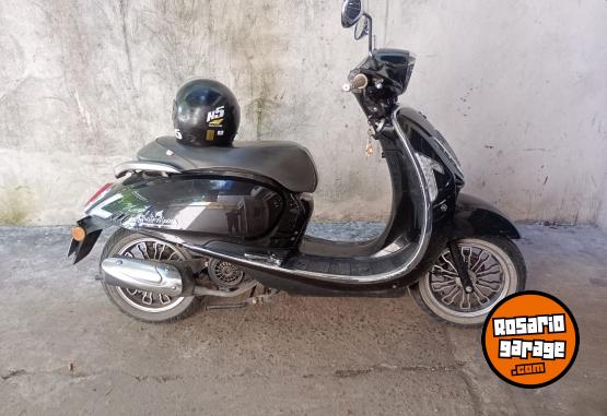 Motos - Motomel Strato alpina 2021 Nafta 15000Km - En Venta