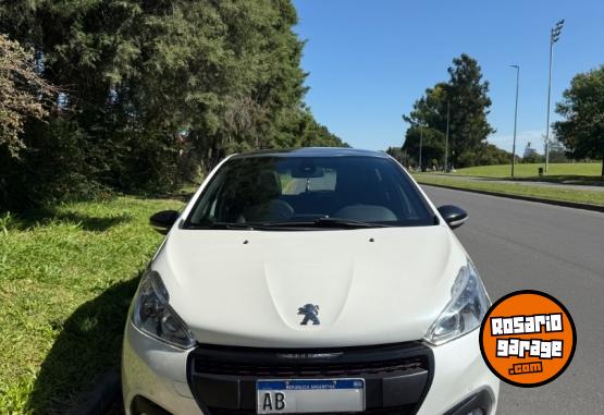 Autos - Peugeot 208 GT 2017 Nafta 99000Km - En Venta