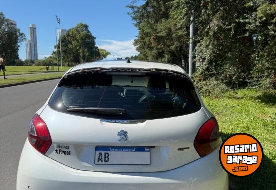 Autos - Peugeot 208 GT 2017 Nafta 99000Km - En Venta