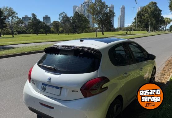 Autos - Peugeot 208 GT 2017 Nafta 99000Km - En Venta