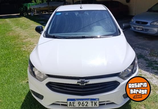 Autos - Chevrolet Joy black 2021 GNC 82000Km - En Venta