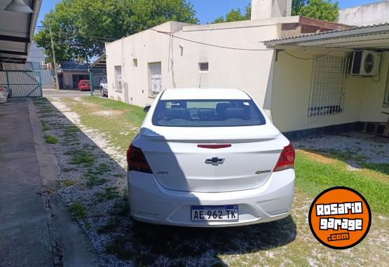 Autos - Chevrolet Joy black 2021 GNC 82000Km - En Venta