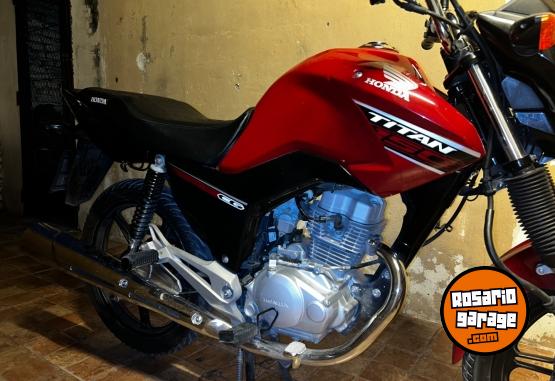 Motos - Honda New tit�n 150 cc 2021 Nafta 28000Km - En Venta