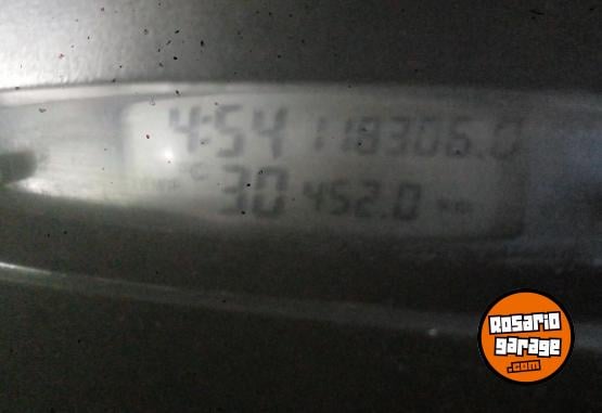 Camiones y Gr�as - vendo camion camilla hidraulica - En Venta