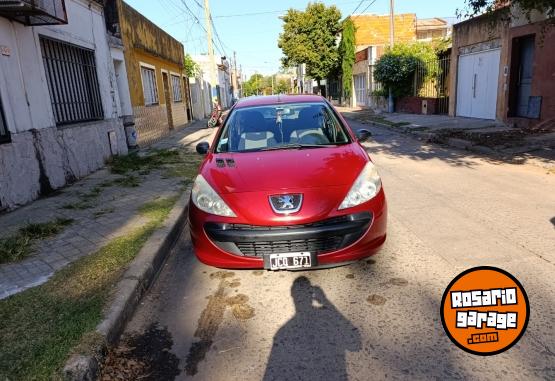 Autos - Peugeot 207 2010 Nafta 170000Km - En Venta