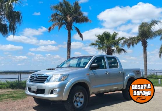 Autos - Toyota Hilux SR 4X4 2013 Diesel 349974Km - En Venta
