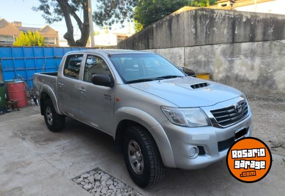 Autos - Toyota Hilux SR 4X4 2013 Diesel 349974Km - En Venta