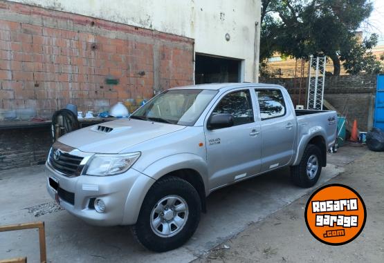 Autos - Toyota Hilux SR 4X4 2013 Diesel 349974Km - En Venta