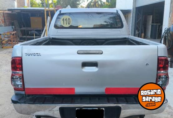 Autos - Toyota Hilux SR 4X4 2013 Diesel 349974Km - En Venta