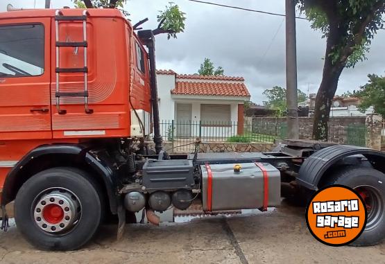 Camiones y Gr�as - 112h 310 caja de 10 - En Venta