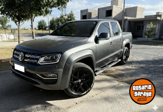 Camionetas - Volkswagen Amarok v6 highline 2023 Diesel 62000Km - En Venta