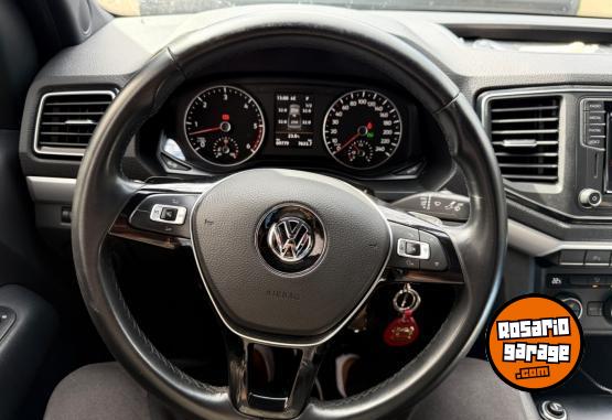 Camionetas - Volkswagen Amarok v6 highline 2023 Diesel 69000Km - En Venta