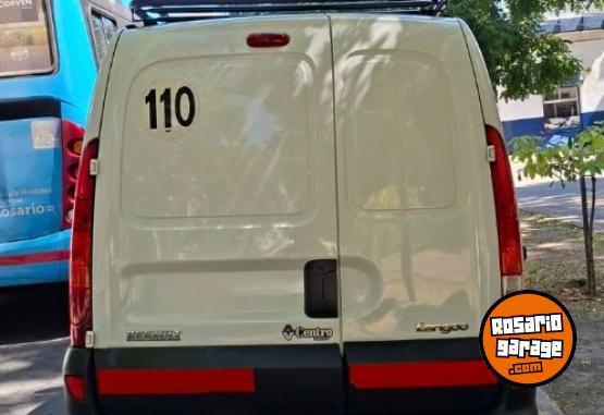 Utilitarios - Renault Kangoo 2012 Nafta 84000Km - En Venta