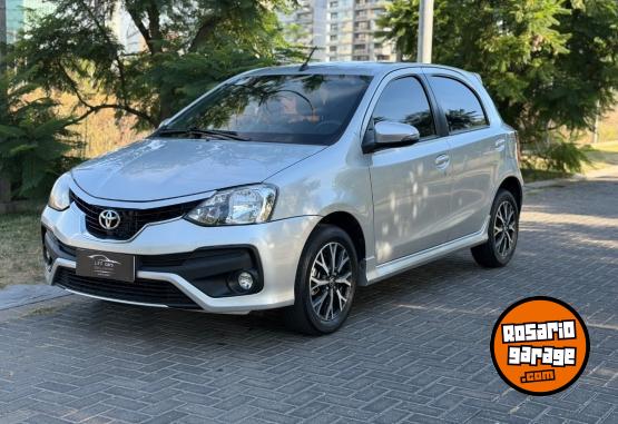 Autos - Toyota ETIOS PLATINIUM 2017 Nafta 45000Km - En Venta