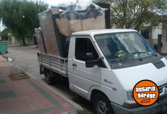 Utilitarios - Renault Rodeo 1998 Diesel 355000Km - En Venta