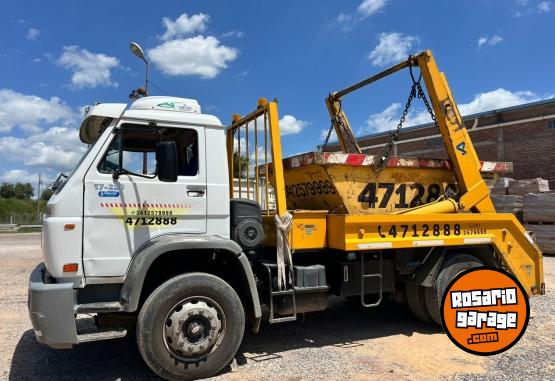 Camiones y Gr�as - Camion volquetero volkswagen - En Venta